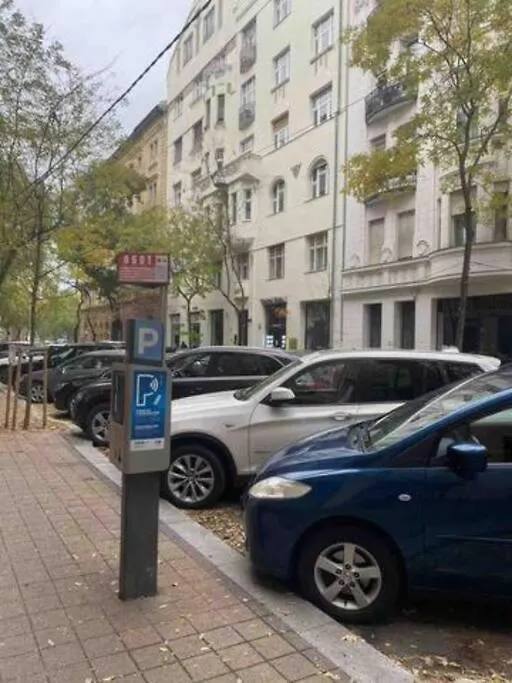 A3 Parliament Sunflower Cozy Apartment Budapest